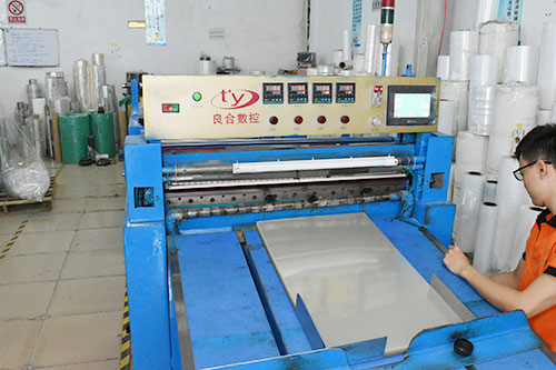 xuong san xuat nhua pet